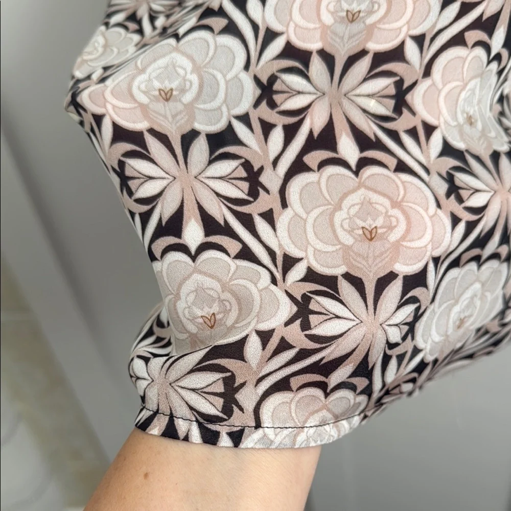 LOFT Black and White Graphic Blouse Relaxed Fit - Picture 6 of 6